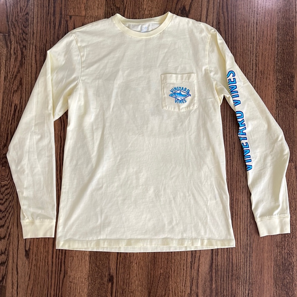 Vineyard Vines long sleeve